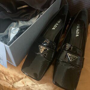 Prada Calzature Donna Nero Block Leather Loafers 38.5 (Size 8)
